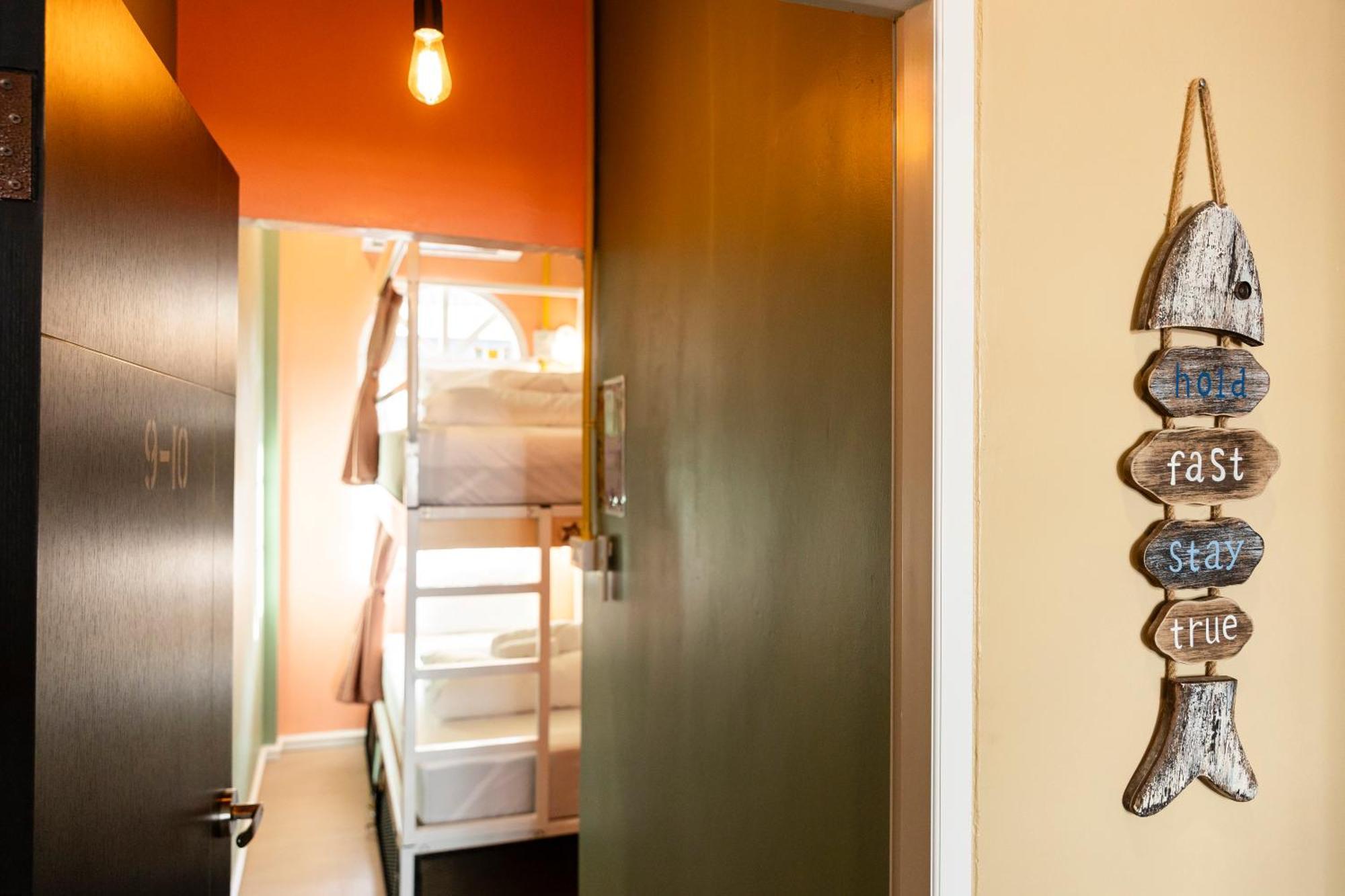Sweett Lemon Hostel Patong Экстерьер фото