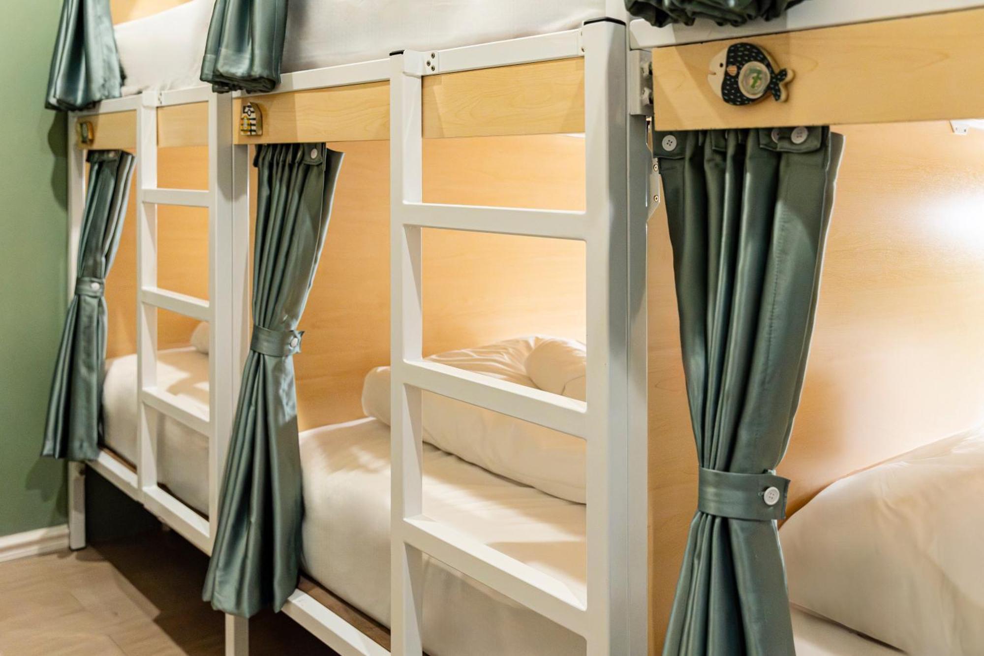 Sweett Lemon Hostel Patong Экстерьер фото