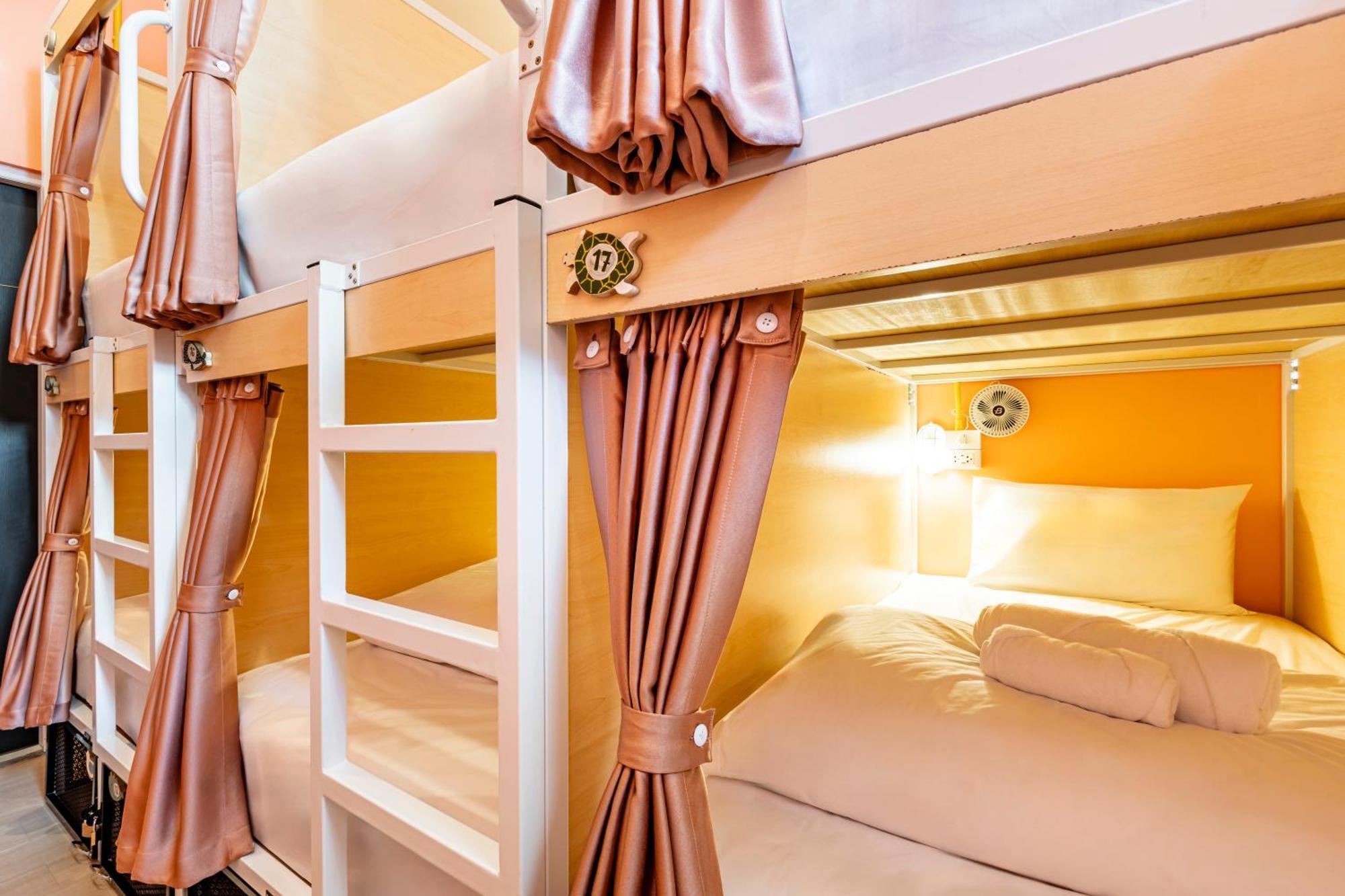 Sweett Lemon Hostel Patong Экстерьер фото